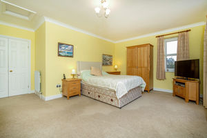 Bedroom- click for photo gallery